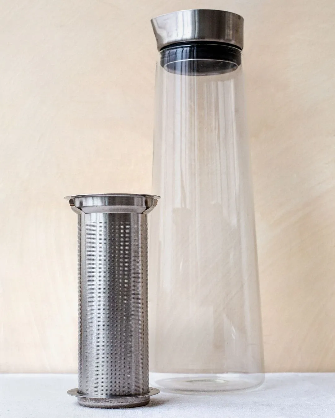 EIKO - Carafe à thé glacé en verre Human and Tea  – Carafe verre Human & Tea 1.8L