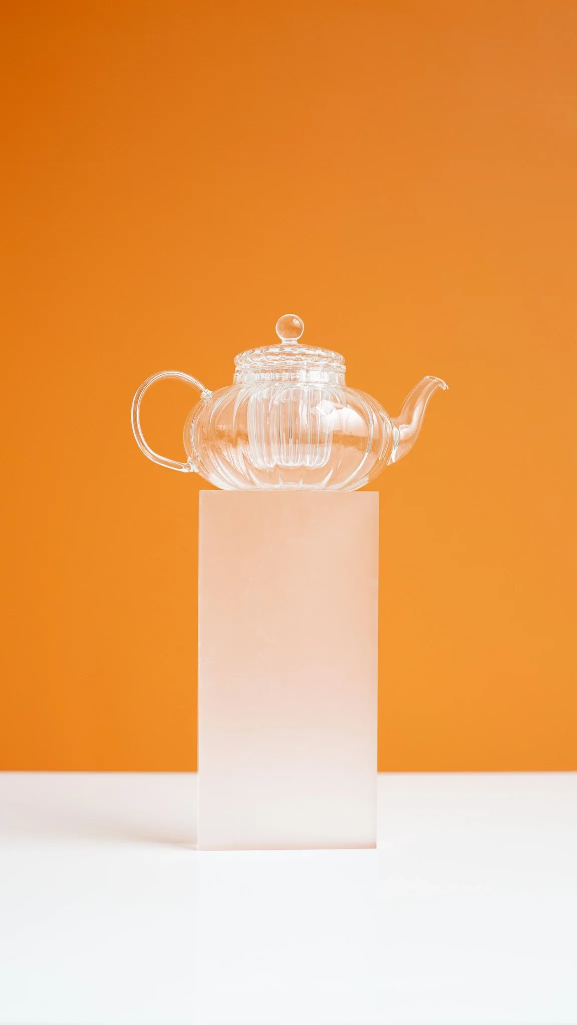 ANTES - Théière verre cannelée – Théière en verre finement ciselée de 450ml avec filtre